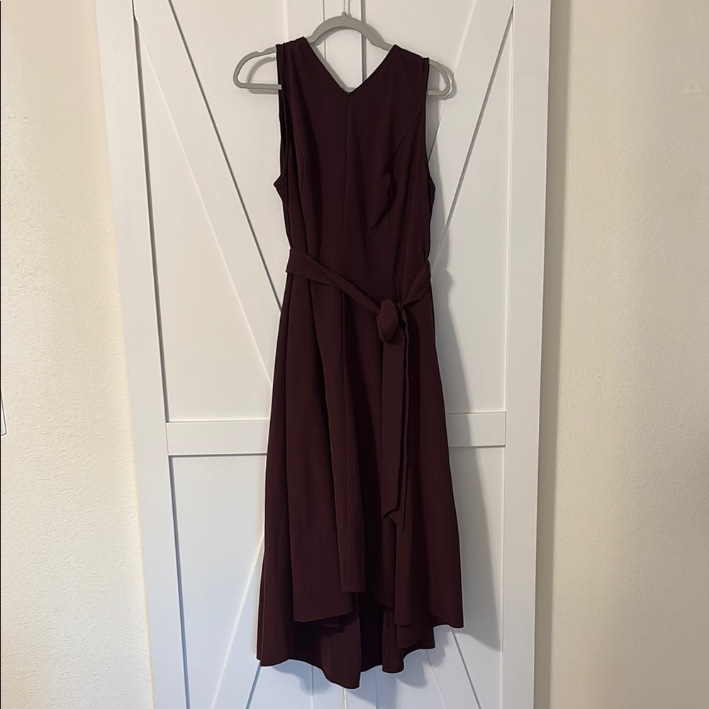 Sleeveless Burgundy Dress with Pockets